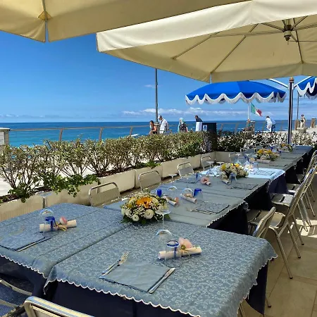 Caravella Hotel